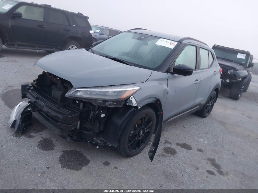 2024 Nissan Kicks Sr Xtronic Cvt