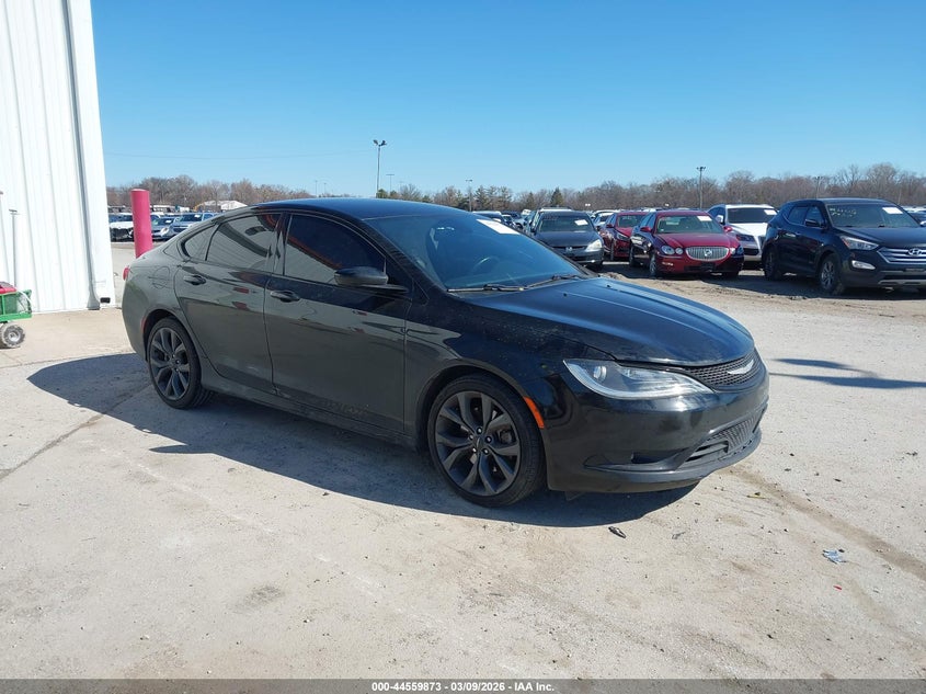 2015 Chrysler 200 S