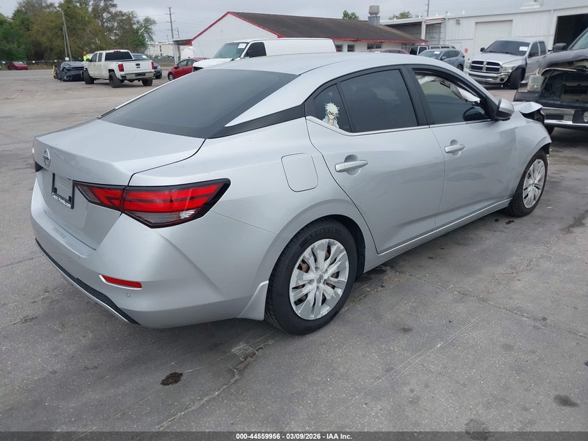 2022 Nissan Sentra S Xtronic Cvt