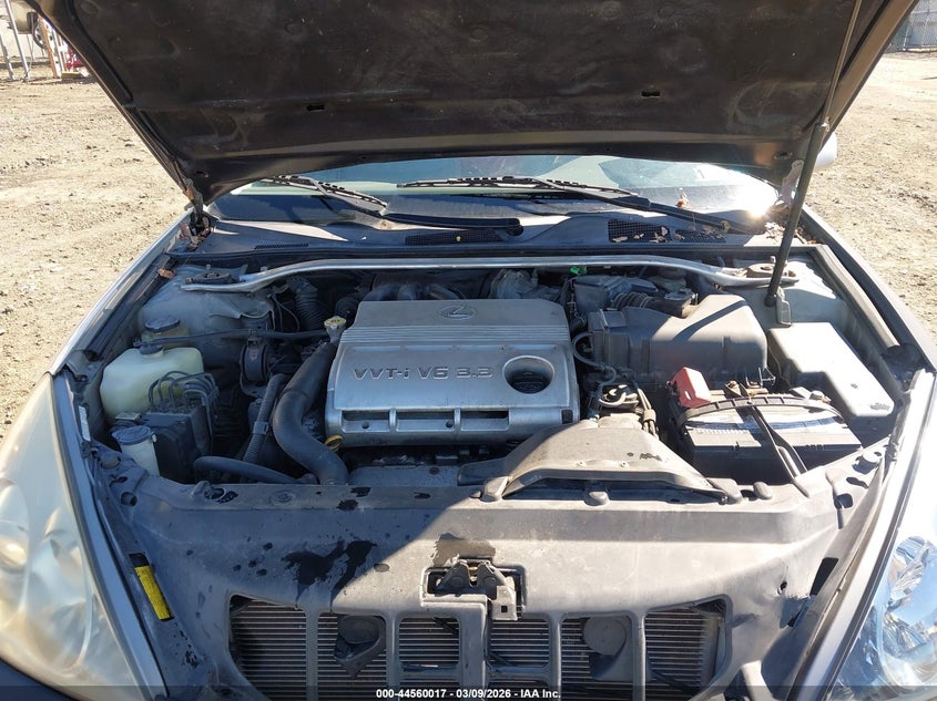 2005 Lexus Es 330 VIN: JTHBA30G255083945 Lot: 44560017