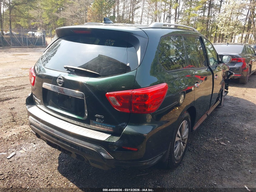 2019 Nissan Pathfinder Sv