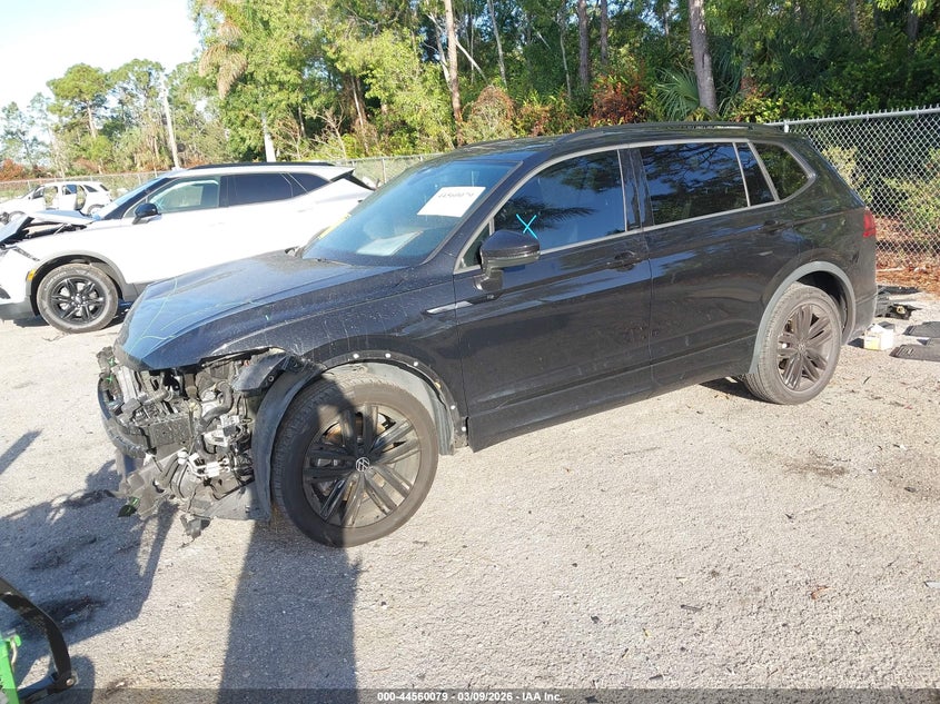 2022 Volkswagen Tiguan 2.0T Se R-Line Black