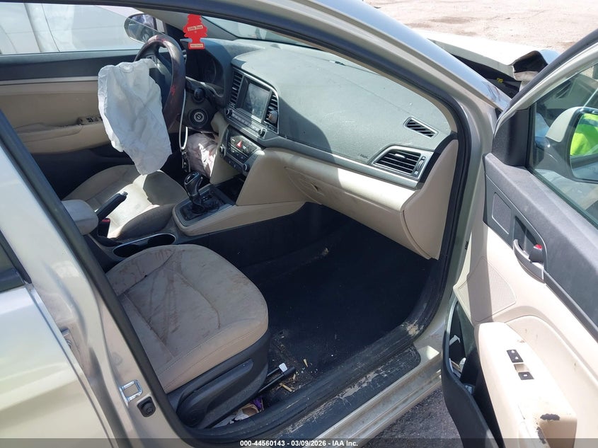 VIN 5NPD84LF3JH263847 2018 HYUNDAI ELANTRA SEL
