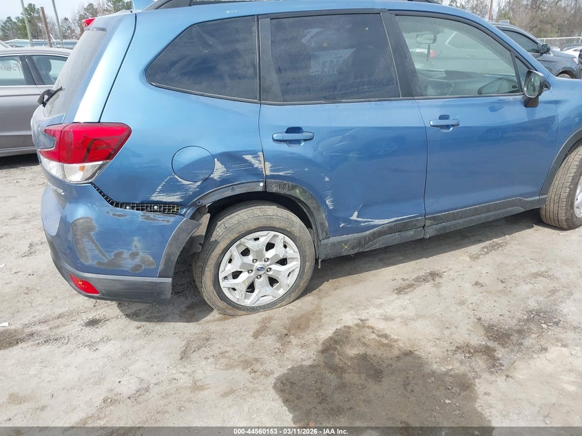 2019 SUBARU FORESTER auction photo 6