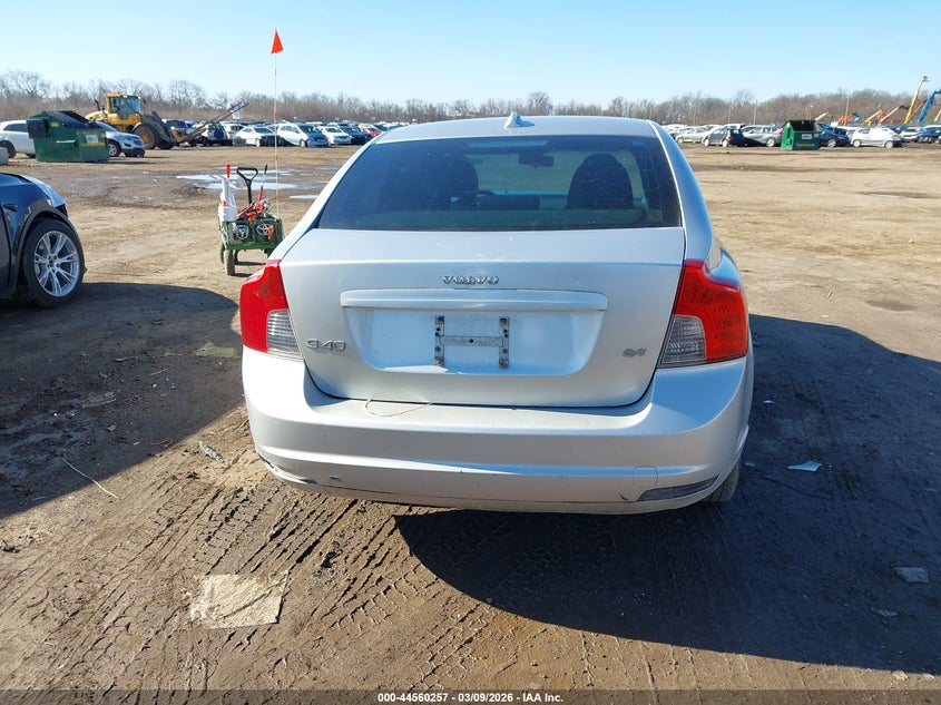 2008 Volvo S40 2.4I VIN: YV1MS382082392863 Lot: 44560257