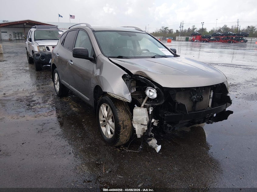 JN8AS5MT6FW674776 NISSAN ROGUE SELECT Photo 1