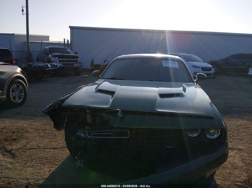 DODGE CHALLENGER - zdjęcie 12