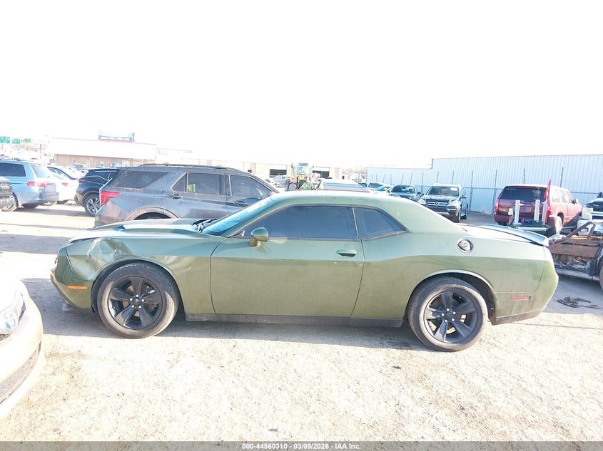 DODGE CHALLENGER - zdjęcie 14