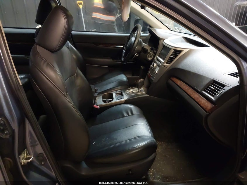 2013 Subaru Legacy 3.6R Limited