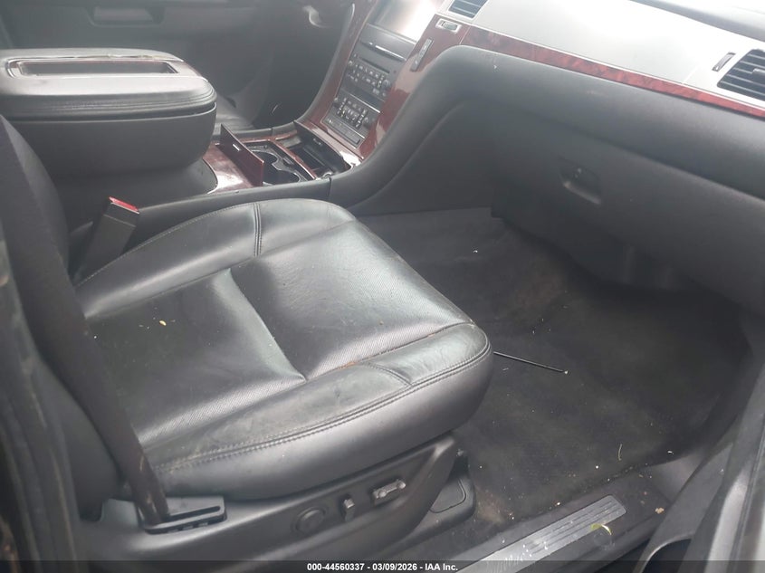 2013 Cadillac Escalade Luxury