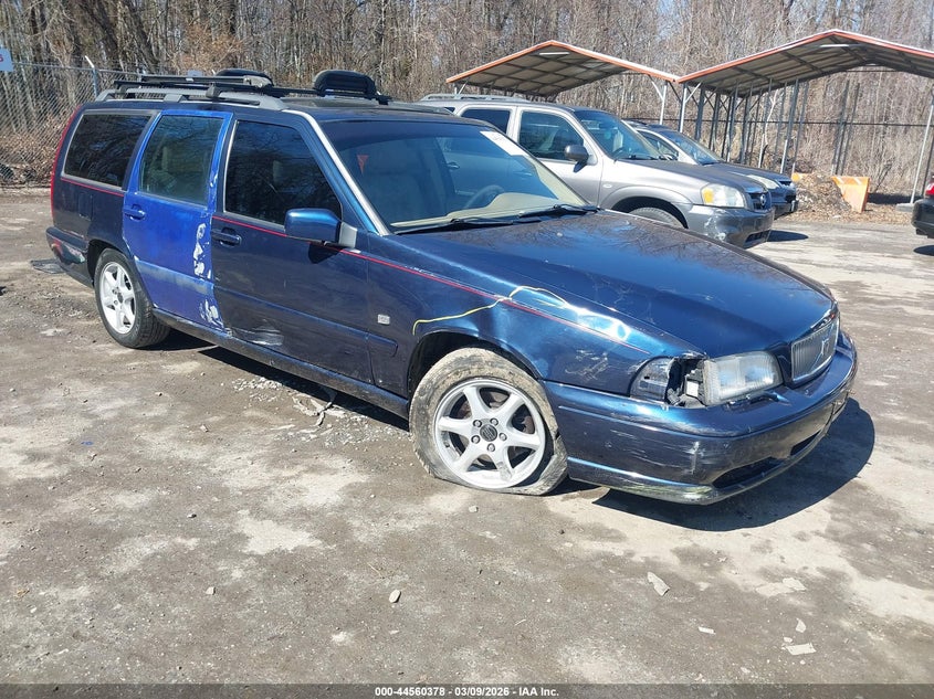 YV1LW61J9Y2649196 2000 Volvo V70 Se auction photo 1