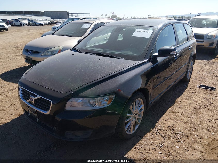 2010 Volvo V50 2.4I VIN: YV1382MW9A2548496 Lot: 44560427
