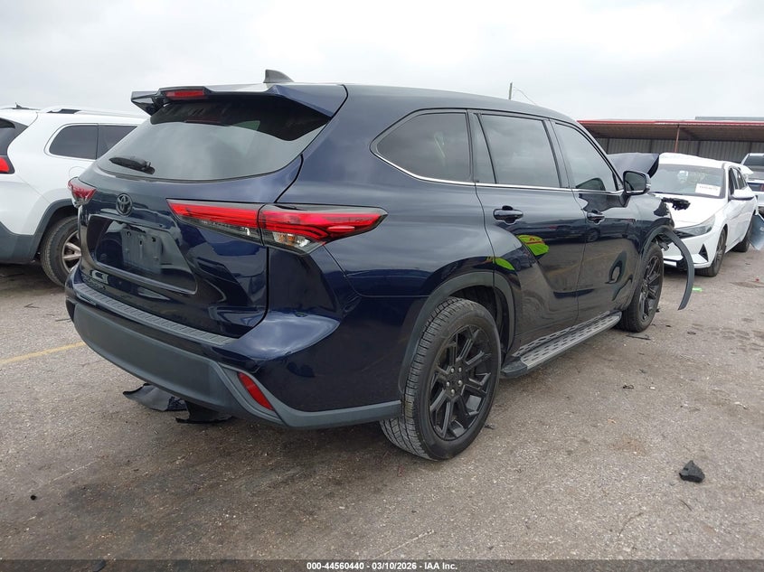 2022 Toyota Highlander L