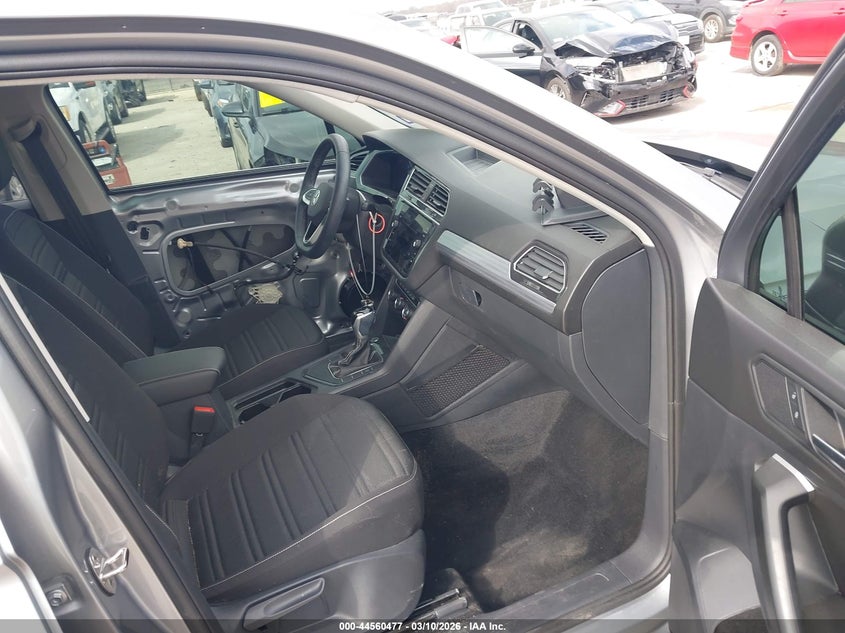 2024 Volkswagen Tiguan 2.0T S