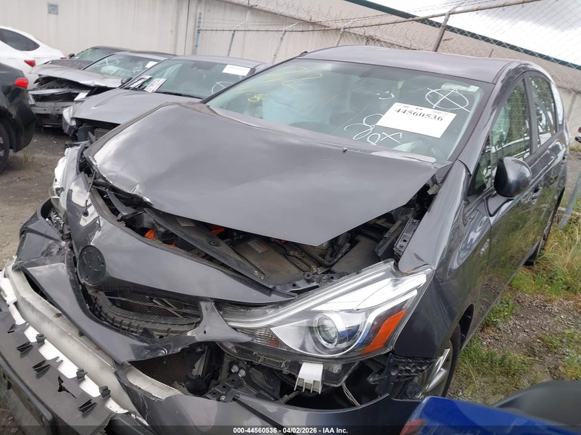 2017 Toyota Prius V Five