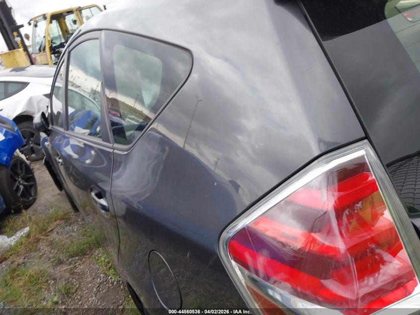 2017 Toyota Prius V Five