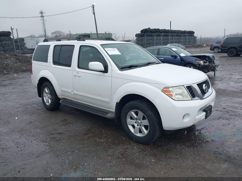 2011 Nissan Pathfinder Sv