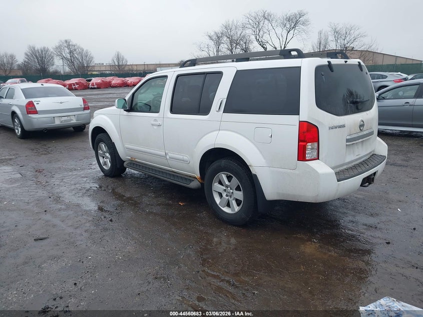 2011 Nissan Pathfinder Sv