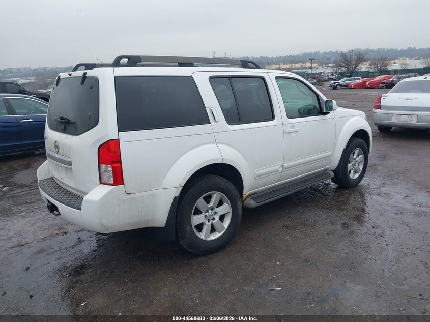 2011 Nissan Pathfinder Sv