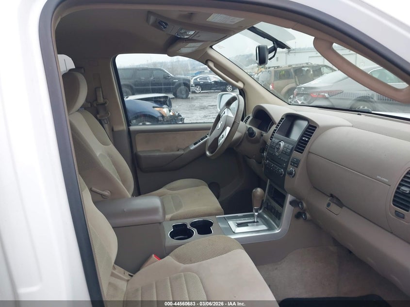 2011 Nissan Pathfinder Sv