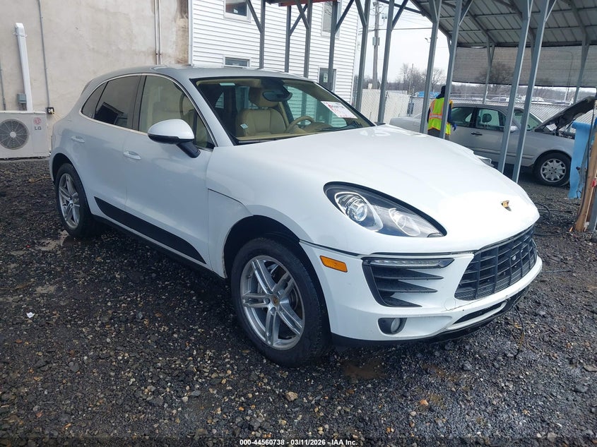 2015 PORSCHE MACAN S