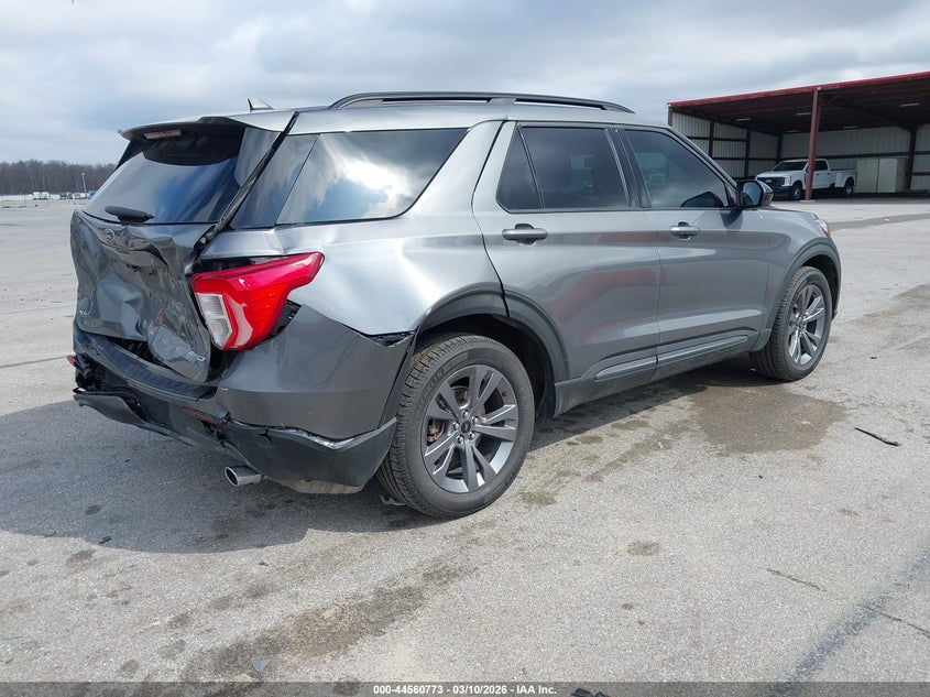 2022 Ford Explorer Xlt