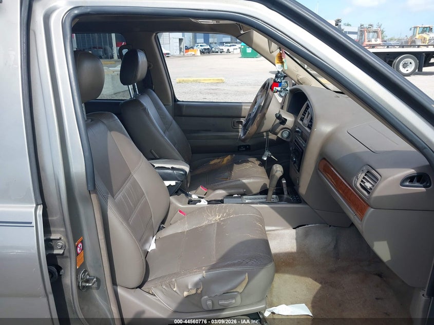 2003 Nissan Pathfinder Le