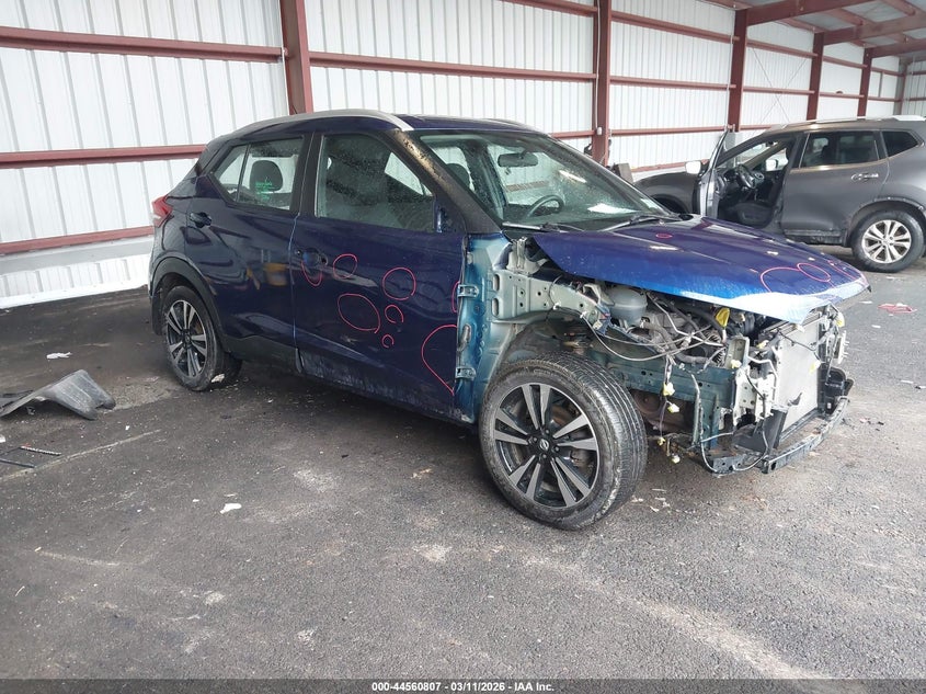 2020 Nissan Kicks Sv Xtronic Cvt