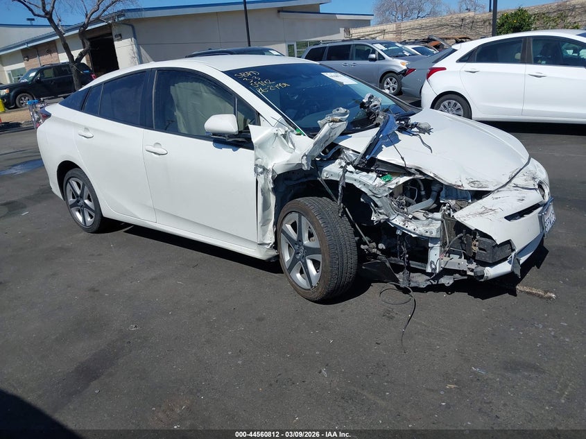 2018 Toyota Prius Three Touring