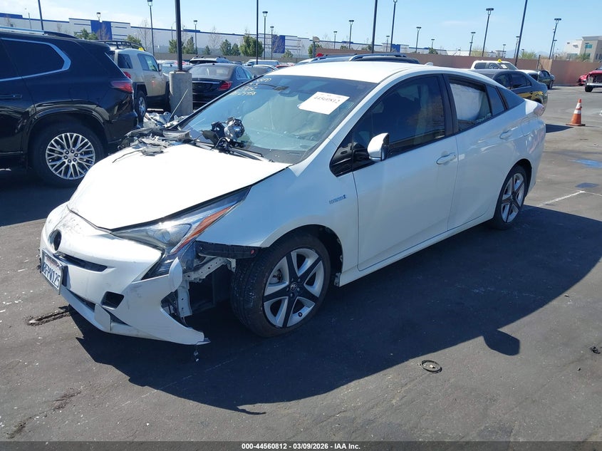 2018 Toyota Prius Three Touring