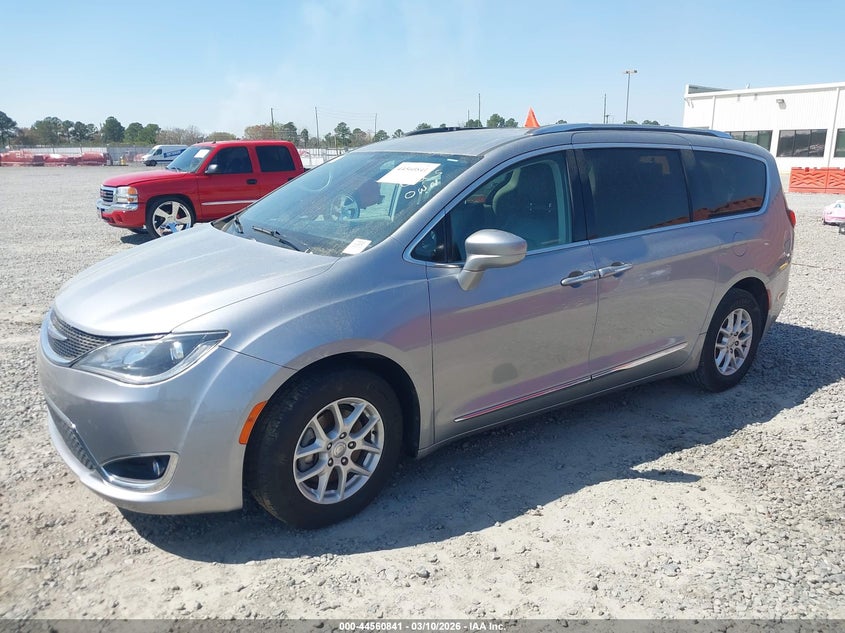Vin: 2c4rc1bg4lr125012, lot: 45057719, chrysler pacifica touring l 20202