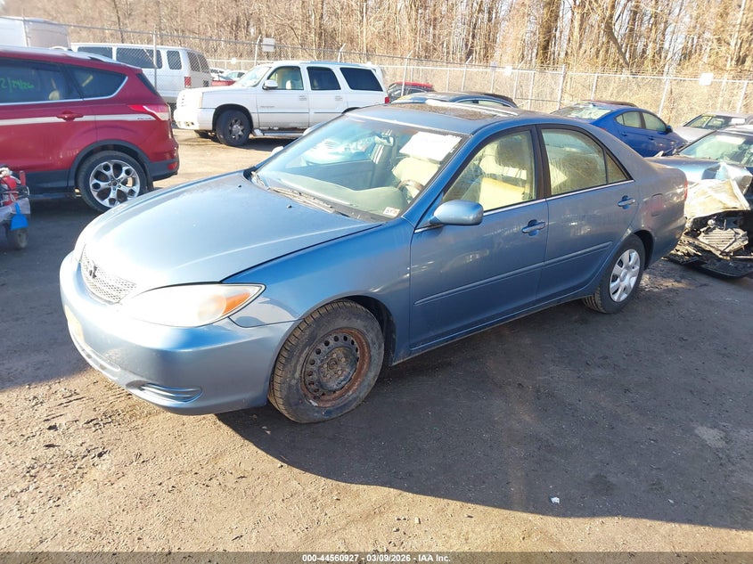 2004 Toyota Camry Le