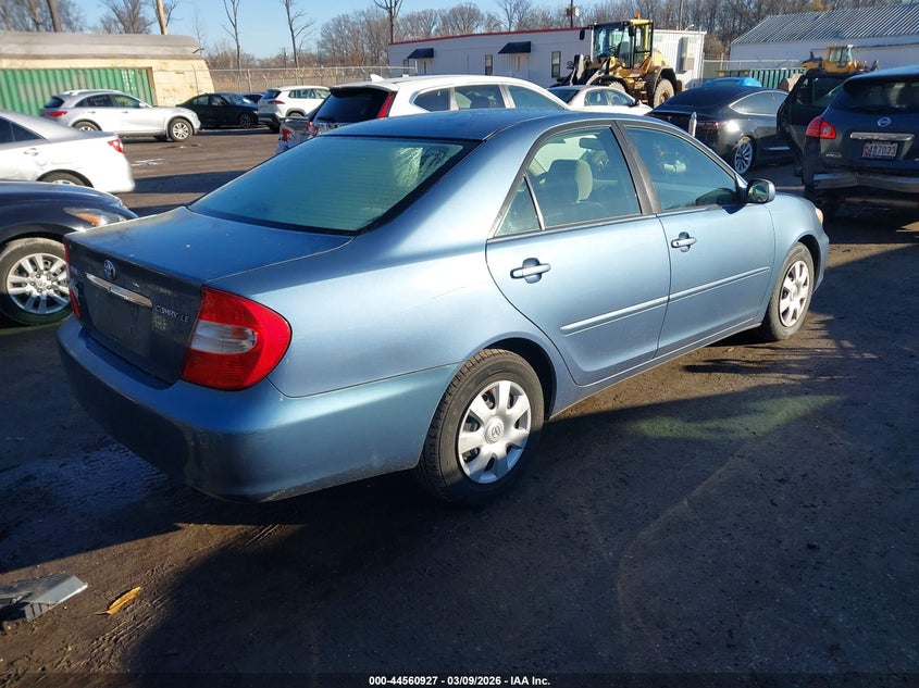 2004 Toyota Camry Le