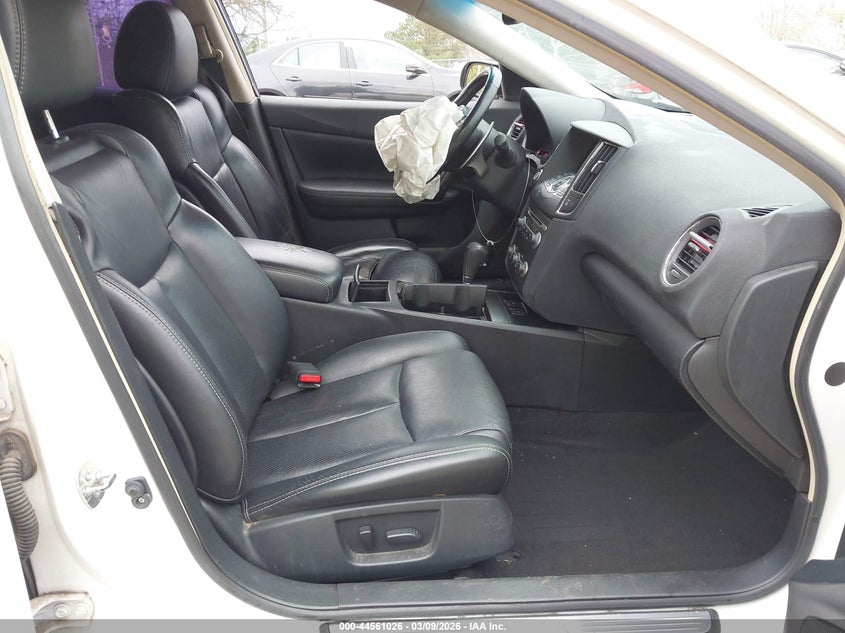 2011 NISSAN MAXIMA auction photo 5