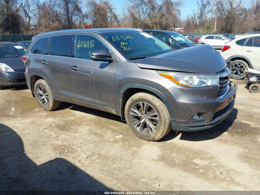 2016 Toyota Highlander Xle V6