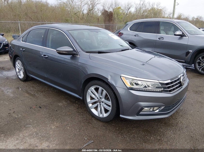 2018 VOLKSWAGEN PASSAT 2.0T SE