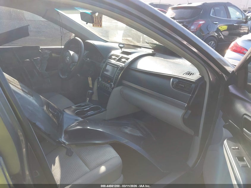 2014 Toyota Camry Le