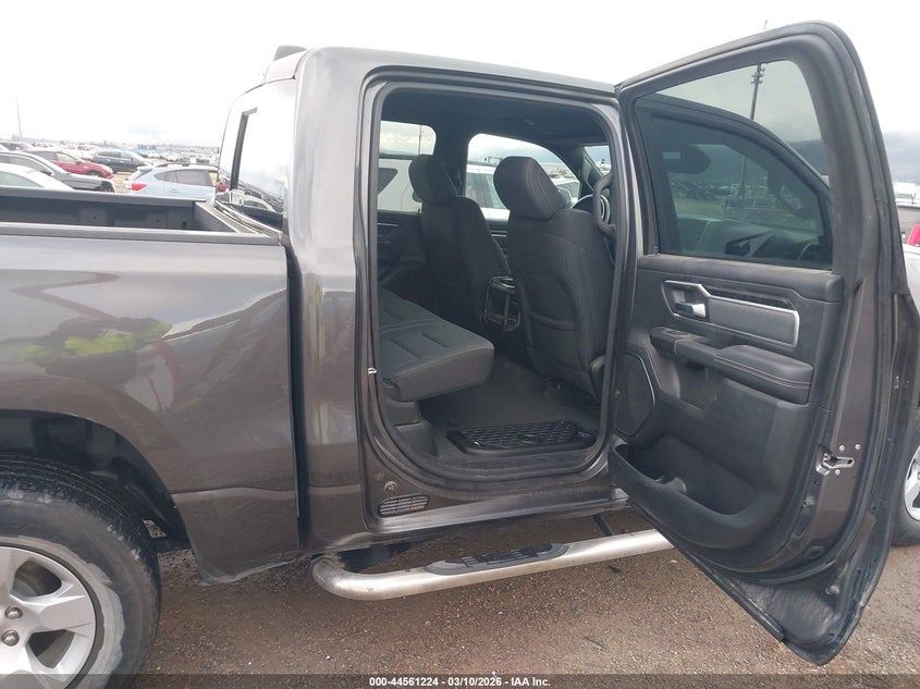 2021 RAM 1500 5.7L V-8 VVT, 395HP(VIN: 1C6SRFFT4MN774769