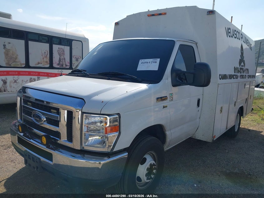 2018 Ford E-350 Cutaway