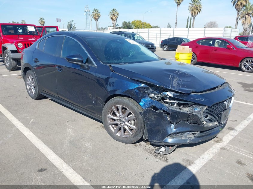 3MZBPAAL1MM203417 MAZDA MAZDA3 Photo 1