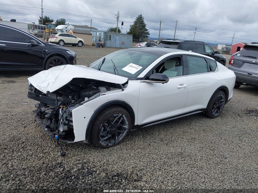 2025 Kia K4 Gt-Line Turbo