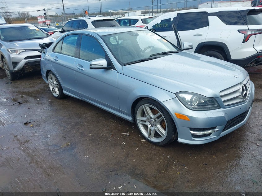 2013 Mercedes-Benz C 250 Sport
