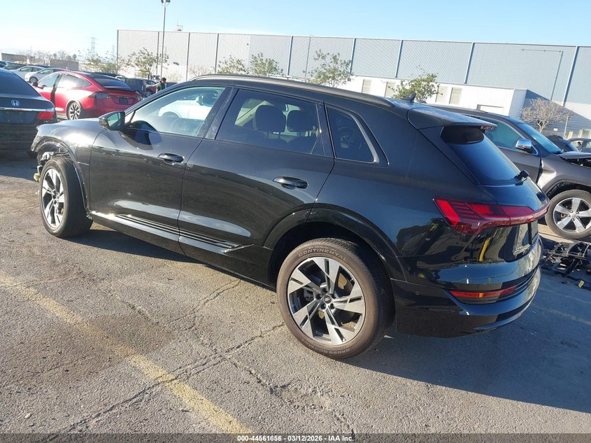 2022 Audi E-Tron Premium Quattro