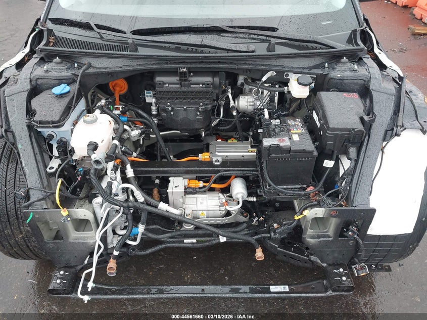 2025 Hyundai Ioniq 5 Se Standard Range VIN: 7YAKM4DB6SY015079 Lot: 44561660