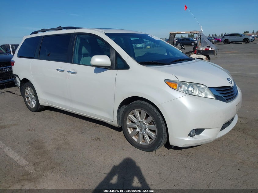 2015 Toyota Sienna Xle Premium 7 Passenger