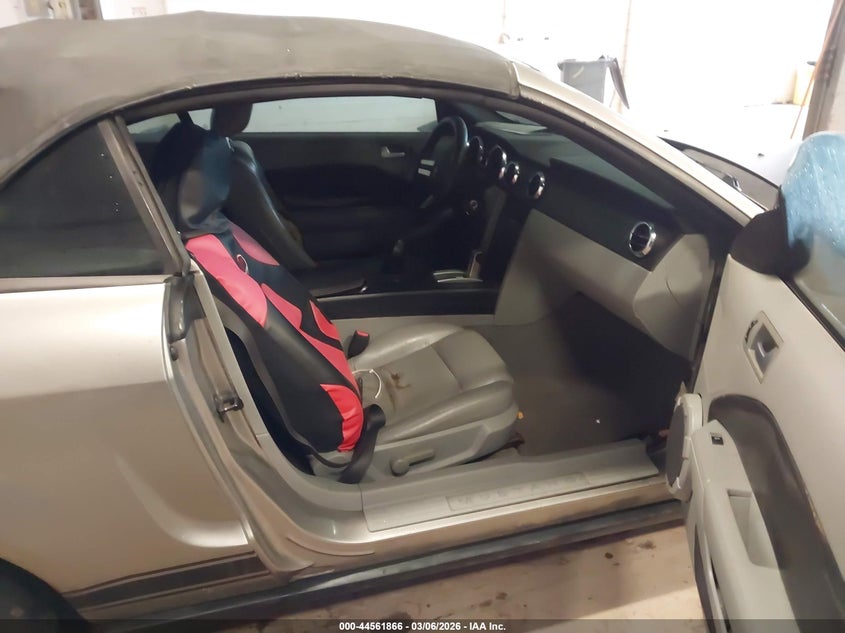 2008 Ford Mustang V6 Deluxe/V6 Premium