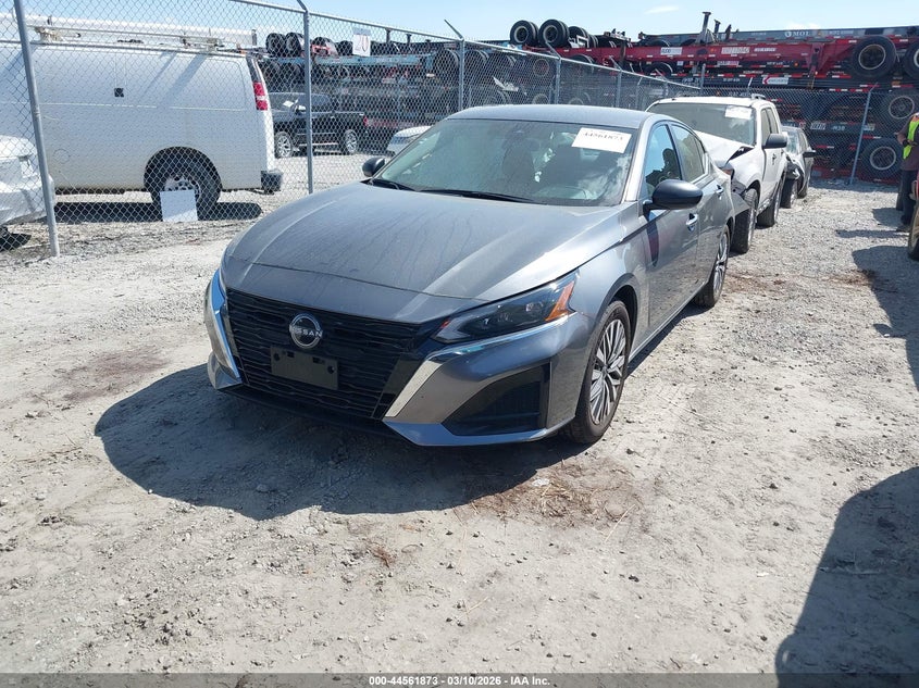 2024 Nissan Altima Sv Fwd