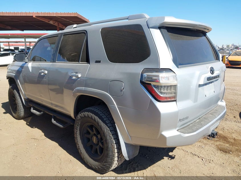 Vin: jtebu5jrxh5426909, lot: 45058772, toyota 4runner sr5 20173