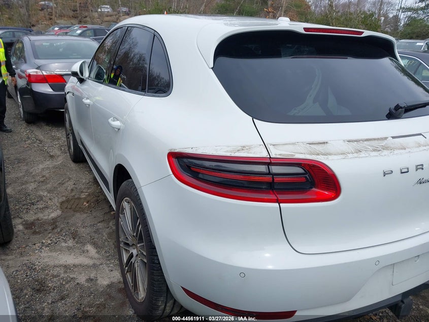 2015 Porsche Macan S