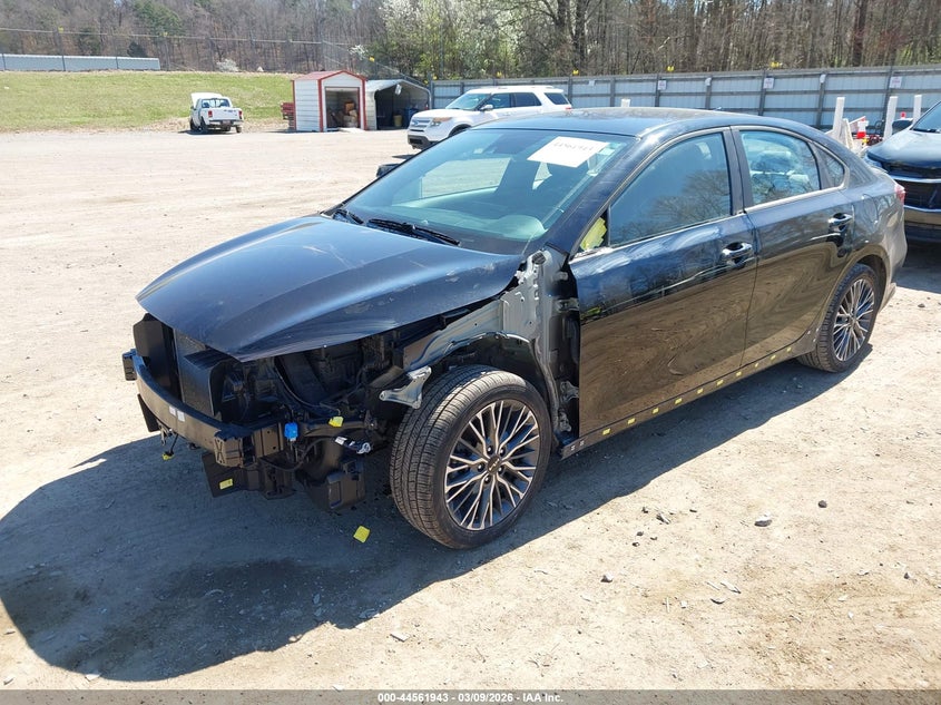 2024 KIA FORTE auction photo 2